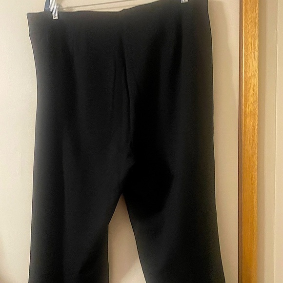 T Tahari Woman (Size 3XL) Black Wide Leg Women's Stretch Pants - Picture 3 of 12